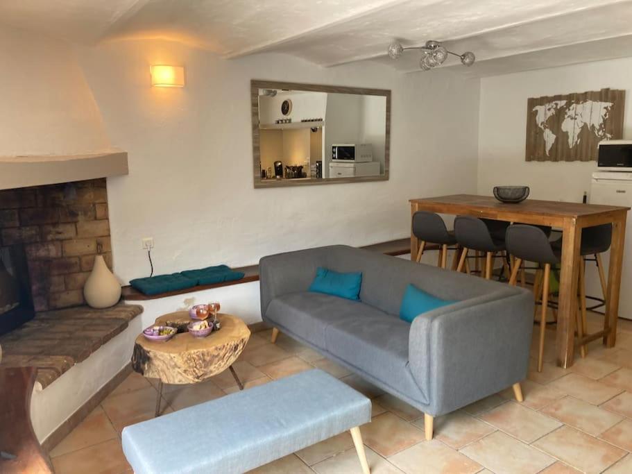 Petite Maison En Provence Plaisians Екстериор снимка